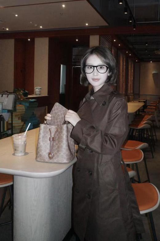 专柜奥莱订单Coa ROWAN发财桶斜挎通勤子母包 商品图5