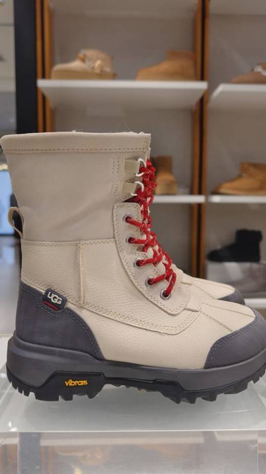 2楼UGG靴子安迪朗达克靴酷寒款  吊牌价2499 商品图1