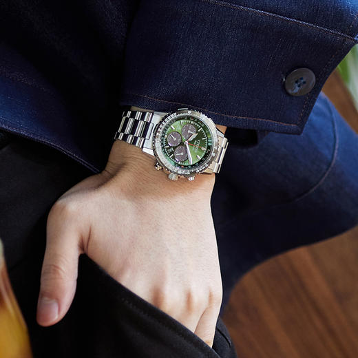 西铁城/CITIZEN光动能PROMASTER系列多功能休闲男表CA4664-60W 商品图3