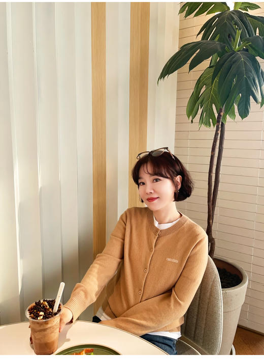 女款M1U M1U 100羊毛纯色字母徽标长袖针织衫MY137 商品图1