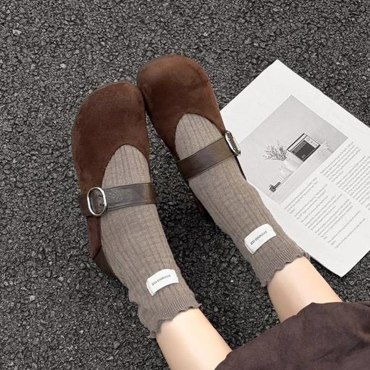 秋冬氛围感 气质天花板【梦惠妮 玛丽珍复古单鞋】一眼心动 轻奢极简 秋冬复古 柔软鞋底 舒适贴合不磨脚 脚感软糯  反绒皮单鞋 勃肯单鞋  #M663 商品图5