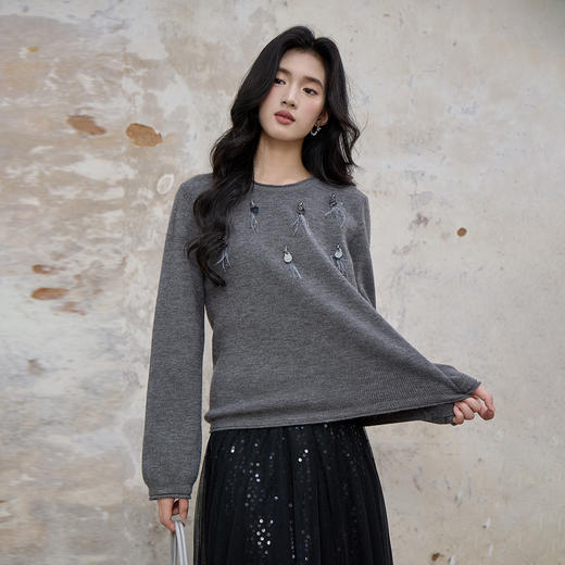 奢姿大码女装2025秋季时尚流苏挂饰针织衫胖妹妹气质简约圆领上衣9853653689 商品图0