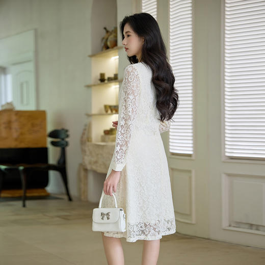 奢姿大码女装2025秋季钉珠钻饰设计V领连衣裙胖妹妹气质蕾丝裙子9953853633 商品图3