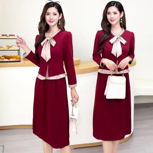 QYMYJ-25B271-Y 2025年秋季新款洋气时尚设计感长袖假两件中长款连衣裙 商品图2