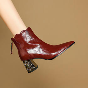 【预售5天】真皮粗跟短靴时尚高跟尖头马丁靴秋冬单靴新款妈妈加绒女靴子DB&M6606