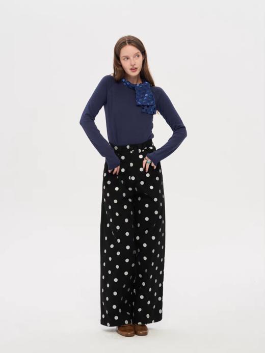 local tag/lt25awk21ab/ Cocoa 丝巾领长袖打底上衣 商品图4