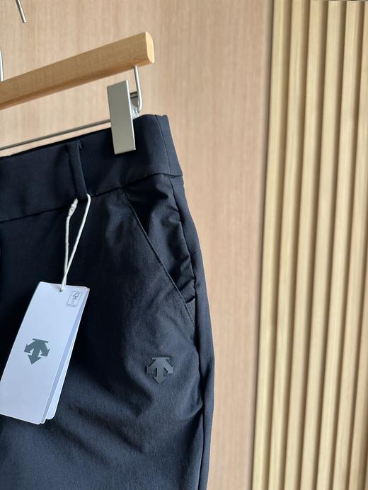 点此购买 迪桑特春秋季女款高尔夫梭织微喇长裤 37 331537 商品图9