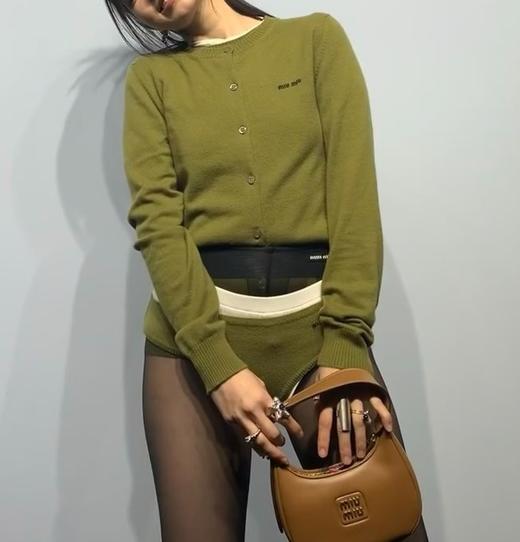 女款修身羊绒针织毛衣开衫017 商品图2