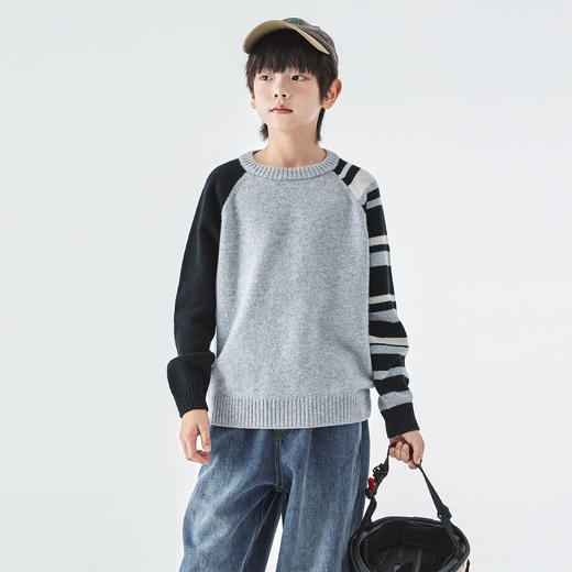 蓝汽水2025年冬季新款亲子中大童不对称条纹毛衣简约纯羊毛针织衫 商品图4