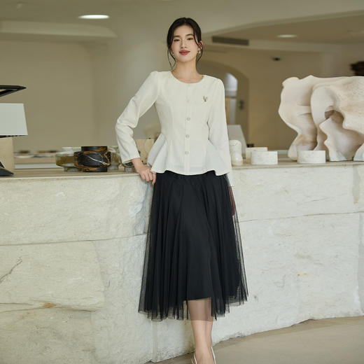 奢姿大码女装2025秋季减龄纽扣立体装饰圆领衬衫胖妹妹时尚上衣9953194265 商品图4