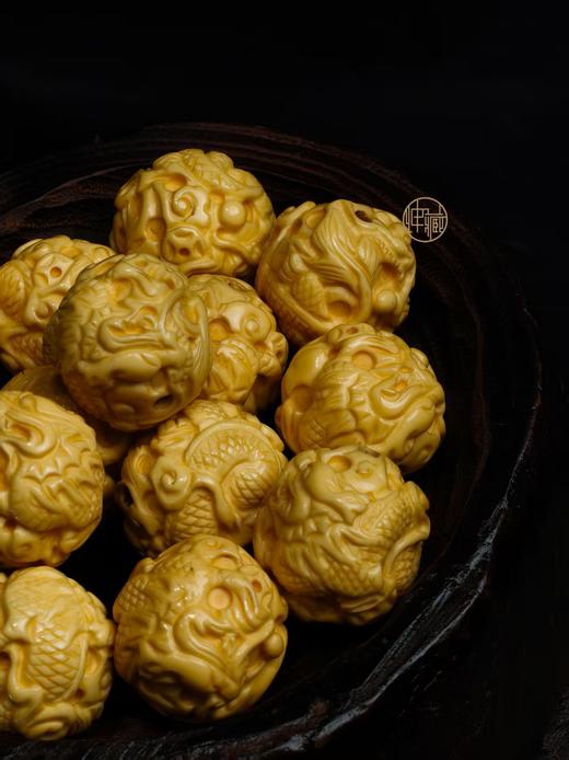 老白骨蜡雕刻龙珠 素珠单颗 商品图1