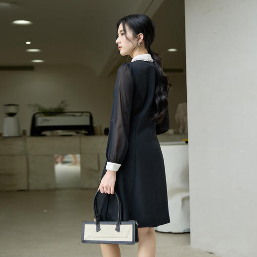 奢姿大码女装2025秋季胖妹妹时尚减龄珍珠装饰气质撞色领连衣裙9953870258 商品图3