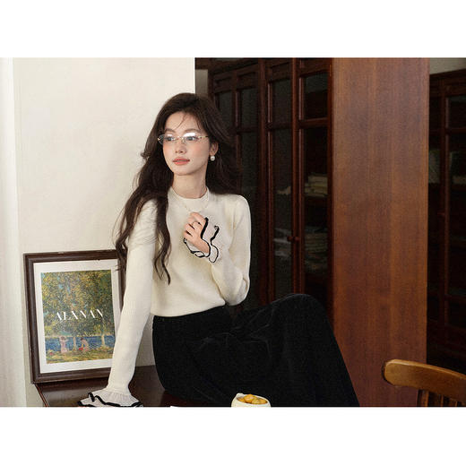 鹿向南「月光织章」长袖杏色针织衫女秋季法式显瘦上衣内搭打底衫 商品图4