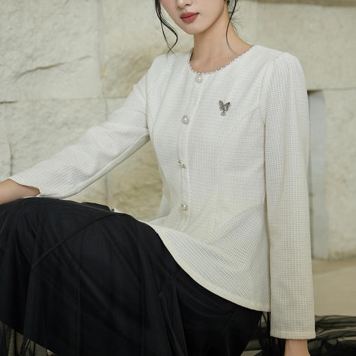 奢姿大码女装2025秋季减龄纽扣立体装饰圆领衬衫胖妹妹时尚上衣9953194265 商品图2