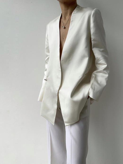 丝所｜S23G026A 惊鸿双排扣丝棉无领西装［ 白 ] 商品图1