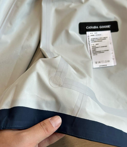 加拿大鹅Kenora女士户外防雨冲锋衣外套092907 商品图8