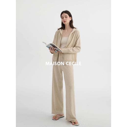 MAISON CECILE 经典三 色/两个版本软糯随性温暖百搭羊绒带帽套装 商品图1