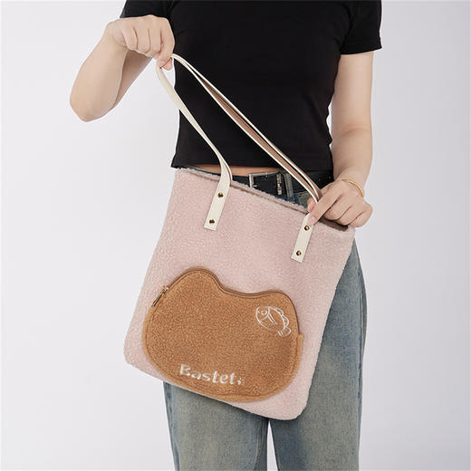 大英博物馆 巴斯特系列 猫头拼接 羊羔包 托特单肩包 商品图5