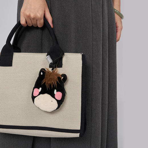 大英博物馆 新年系列 毛绒萌马双面零钱包 商品图2