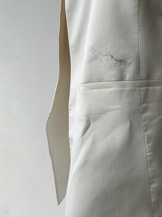丝所｜S23G026A 惊鸿双排扣丝棉无领西装［ 白 ] 商品图10