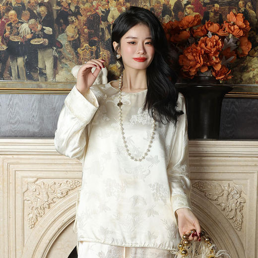 T8066秋新款上衣中式改良斜襟外搭真丝冠乐绉提花衬衫桑蚕丝女装 商品图3