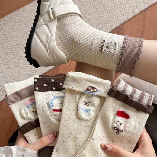 袜子女中筒袜秋冬卡通植绒小动物木耳边女袜ins潮可爱点子纱堆堆 商品图2