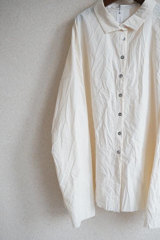 ALBUM DI FAMIGLIA 米白棉质皱褶长袖衬衫(SHORT COLLAR SHIRT LWR) 商品图9