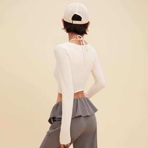 【限时秒】YOGACODE【火树银花系列】猫耳挂脖假两件长袖瑜伽服女带胸垫短款上衣DWT125653 商品图3