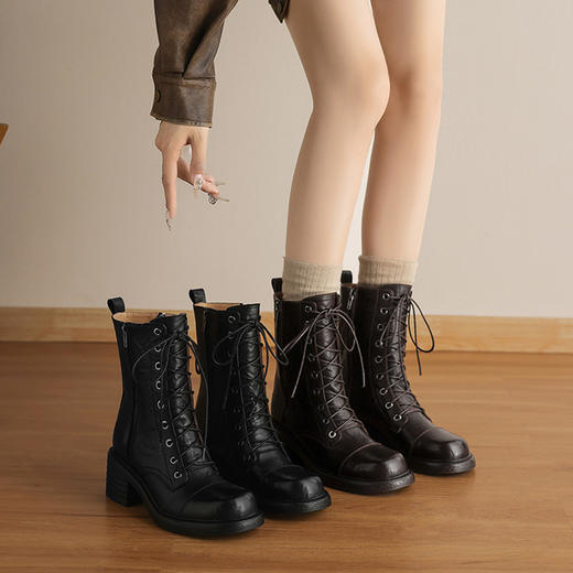 【预售5天】英伦风复古真皮百搭，粗跟系带圆头短筒马丁靴LD&7497 商品图3