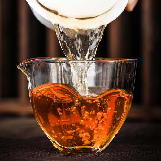 【元昌号】传芳系列岁票788传世经典2008年古树100g生饼 商品图3