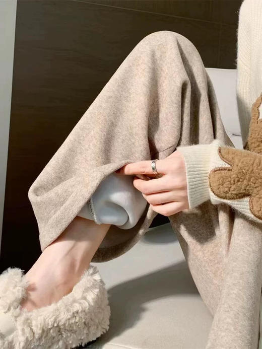 梨形报恩神裤 材质好好穿【正品DaNiu·秋冬垂感毛巾裤】休闲裤里的扛把子遮胯显瘦显高 360度无死角的好版型毛巾羊绒阔腿裤女冬季新款高腰显瘦裤子高级感加绒加厚糯米休闲裤 商品图1