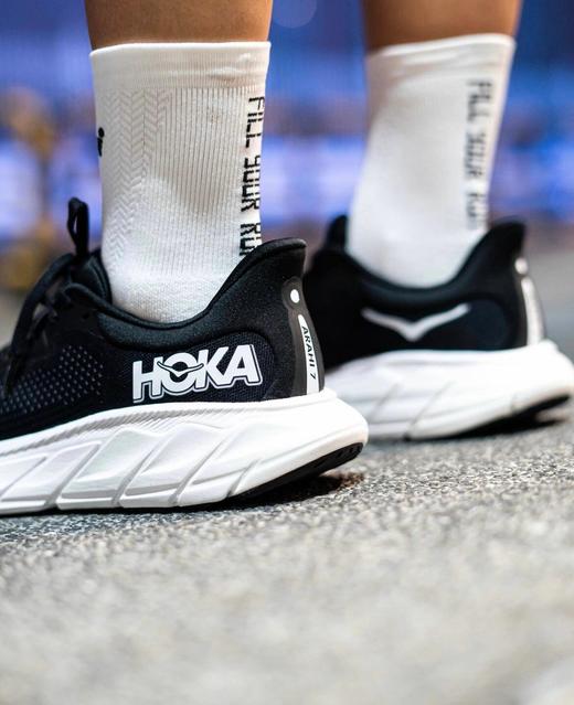 跑步搭子按头安利的神鞋！HOKA ONE ONE Arahi 7 跑步鞋  商品图2