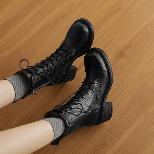 【预售5天】英伦风复古真皮百搭，粗跟系带圆头短筒马丁靴LD&7497 商品图1