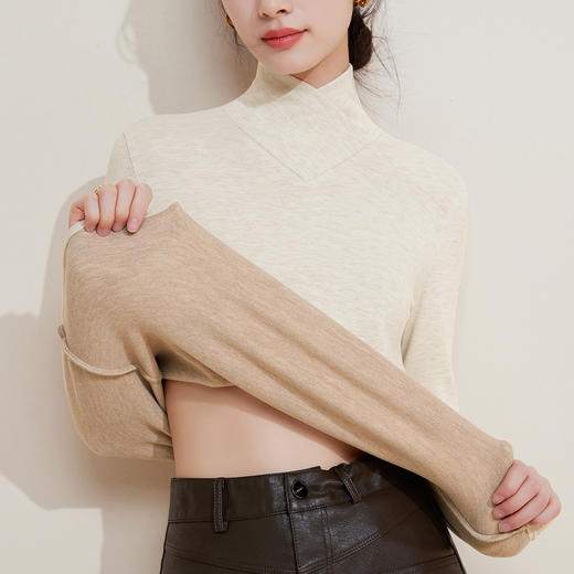 「自j」全新升级【铂金会员119/天猫159/差价40】(22437)洛诗琳羊毛蚕丝交叉V领打底衫2025秋冬德绒加绒加厚保暖上衣 商品图2