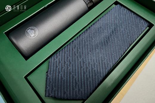 珞珈云海-男士领带保温杯套盒 商品图3