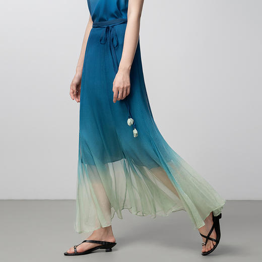 【林栖设计小店】真丝半身裙青绿渐变优雅显瘦2025秋冬新款桑蚕丝裙子女T1954195 商品图0