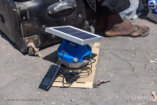 为阿富汗家庭提供一套太阳能灯 商品图11