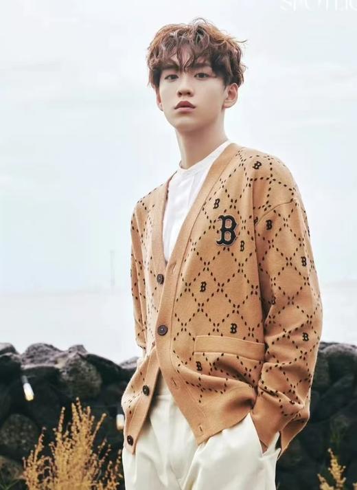 得物同步MLB男女同款慵懒风满印老花针织外套开衫 商品图0