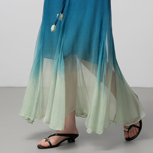 【林栖设计小店】真丝半身裙青绿渐变优雅显瘦2025秋冬新款桑蚕丝裙子女T1954195 商品图3