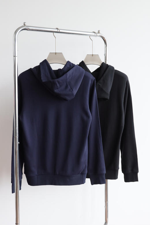 M0NC1ER 萌口 纯色徽标贴片连帽套头卫衣 WY916 商品图6