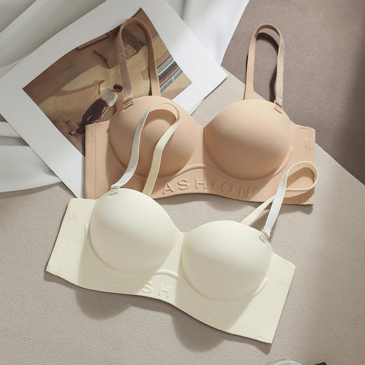【小胸聚拢显大】裸感无痕半球杯内衣女时尚细闪肩带性感百搭文胸浮云笑歌 商品图8