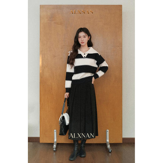 鹿向南「晚冬回信」慵懒风黑白条纹翻领针织毛衣女秋新款显瘦上衣 商品图4