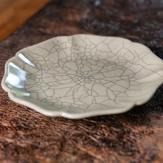 问鼎哥窑传世复刻款葵心壶承(小) 商品图0