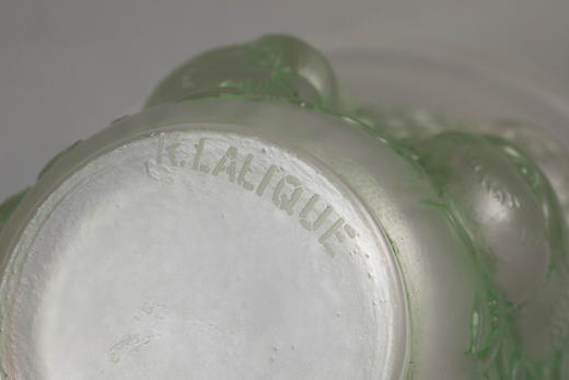 独角鹿西洋古董1930年法国顶级水晶工坊莱俪LALIQUE设计出品「Saint François 圣方济各」主题绿色欧泊水晶花瓶 商品图7