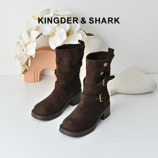 经典鲨2025冬季专柜新款百搭圆头舒适通勤两穿粗跟短筒靴女KW230-558011 商品图0