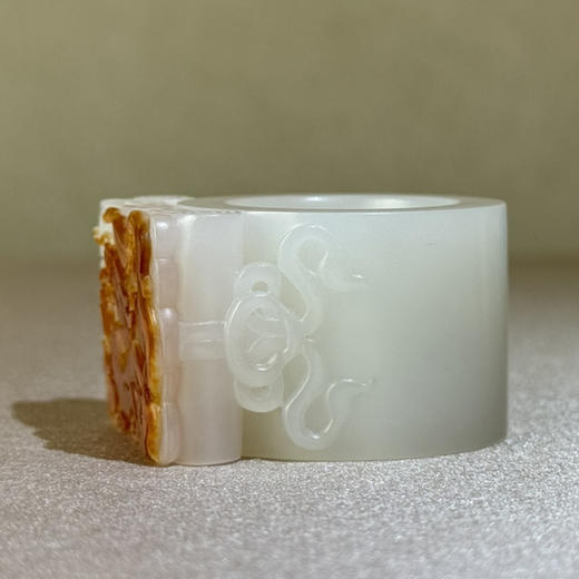 和田玉（羊脂玉）子料扳指--龙翔九天  50.53g 商品图1