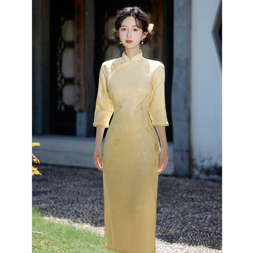 新中式改良旗袍年轻款少女高级感鹅黄色订婚日常可穿连衣裙轻礼服 商品图4