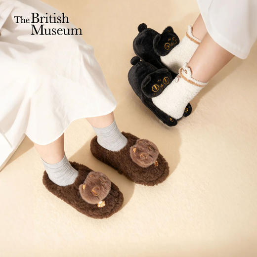 大英博物馆 巴斯特系列  萌猫猫头公仔  萌猫抱抱 毛绒家居鞋 商品图0