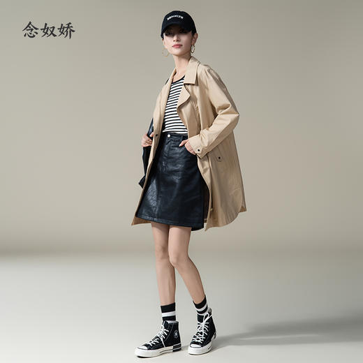 【商场同款】CNG4872 “极简通勤风衣” 温和驼色 宽松廓形 舒适包容身材 翻领结合拉链 大气洒脱 一手长小个子也适合 春秋风衣 商品图2