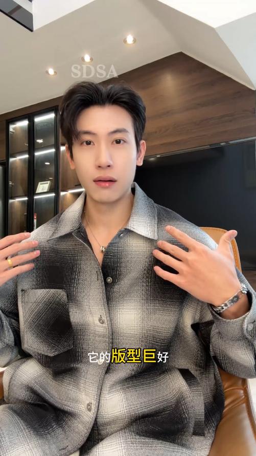 12569SDSA男士秋冬新款痞帅男装嘻哈撞色格纹纽扣翻领长袖衬衫休闲衬衣 商品图0